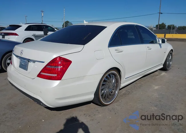 WDDNG7DB2CA421504: 44537381