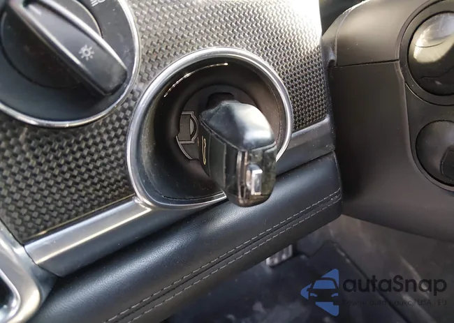 WP0AF2A71DL076471: 44538875