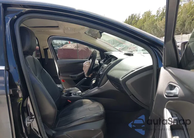 1FADP3N28EL268749: 44539062