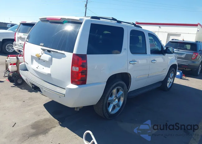 1GNSKCE04DR254140: 44539136