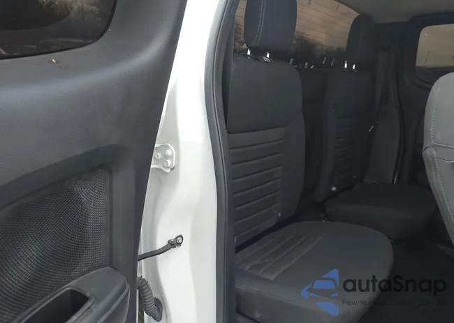 1FTER1EH5MLD27627: 44539159