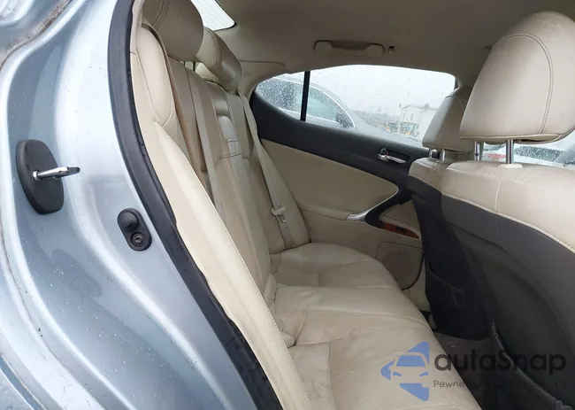 JTHCK262395035268: 44538366