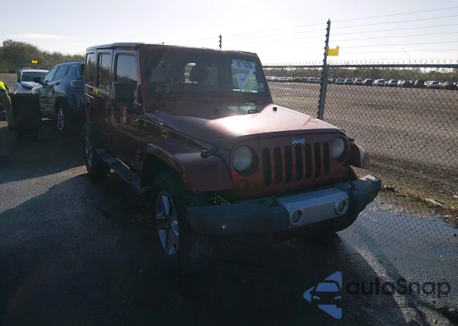 1J4BA5H13BL563460: 44538370