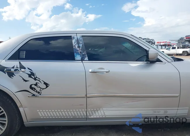 2C3KA53G38H255801: 44538481