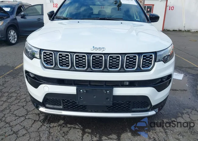 3C4NJDCN5ST613948: 44539727