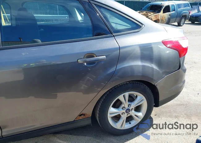 1FADP3F2XEL428208: 44539778