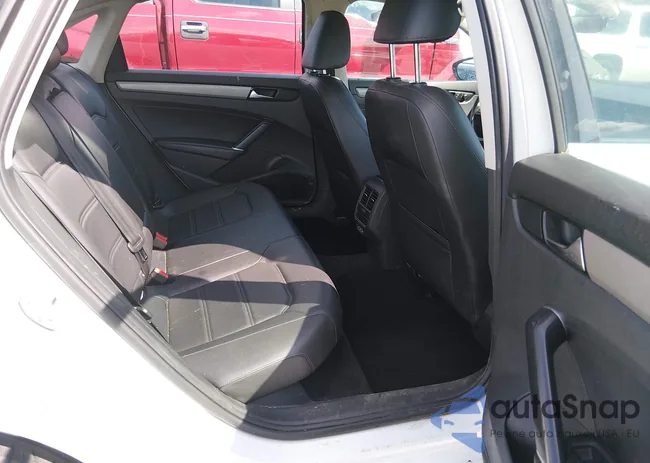 1VWSA7A31MC010836: 44539853