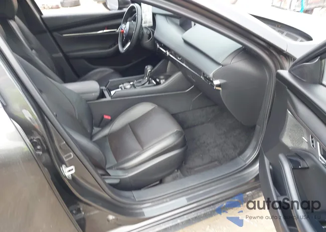 JM1BPBML0N1522083: 44539215