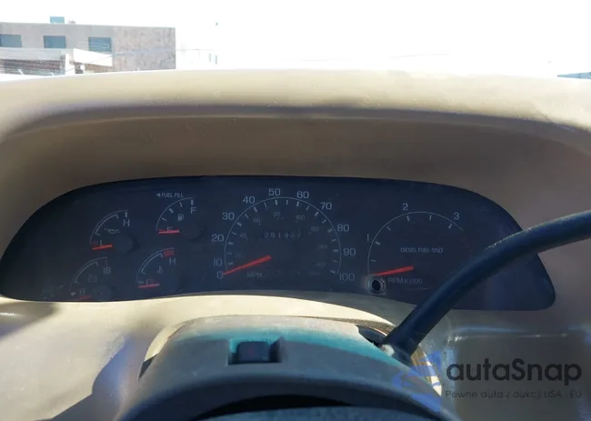 1FTNX21F4YEE30676: 44539240