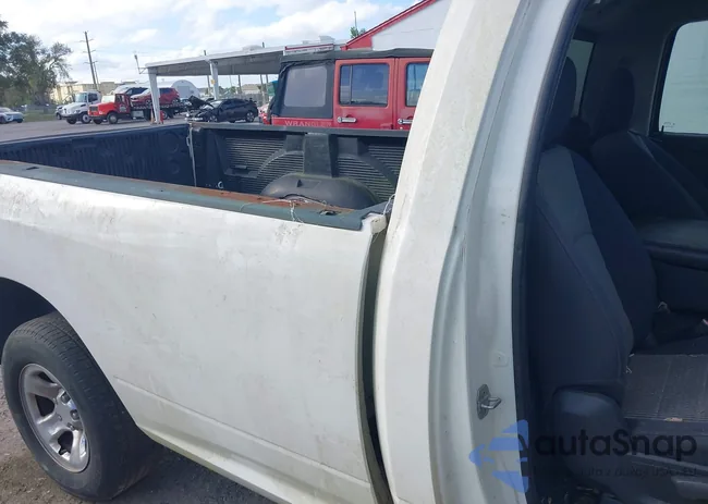 1D3HB16PX9J516193: 44539336