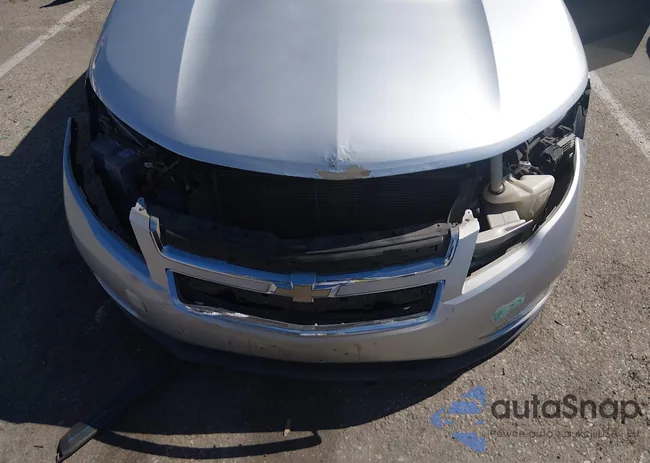 1G1RE6E49DU106882: 44540777