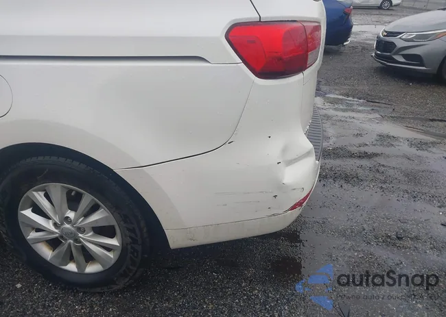 KNDMB5C17H6307249: 44540795