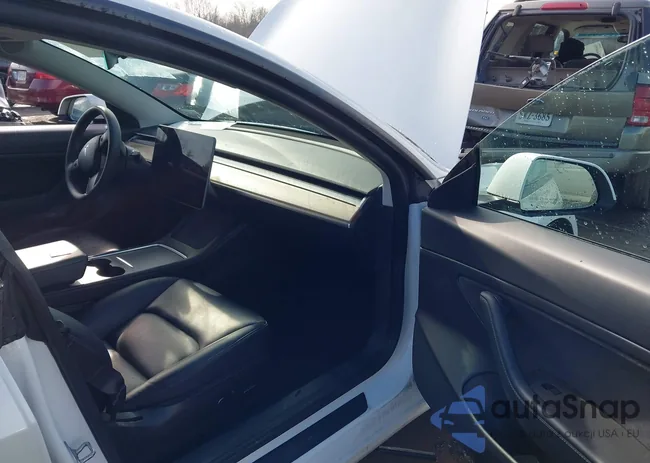 5YJ3E1EA5MF850574: 44540855