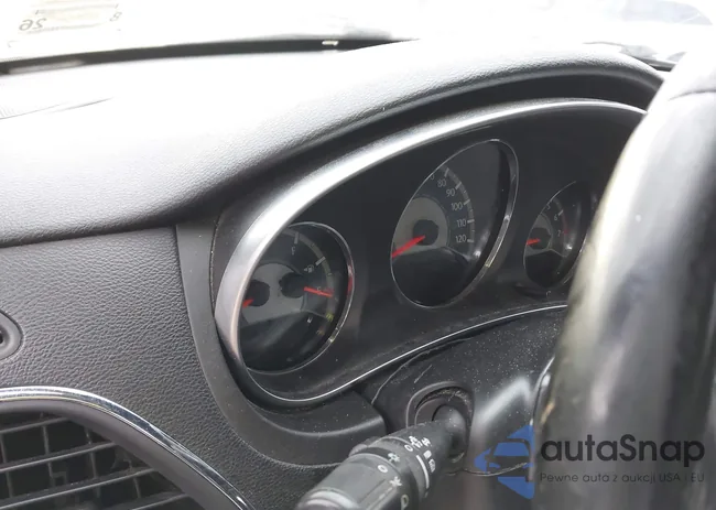 1C3CCBBB0CN114736: 44540881