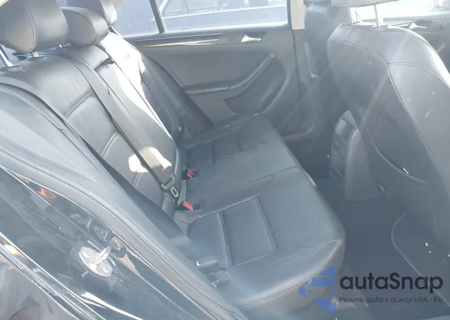 3VWL17AJ4HM293143: 44541168