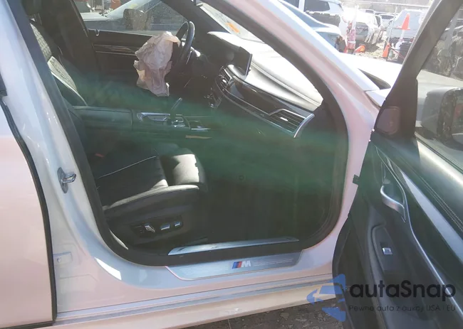 WBA7U2C00MCG43754: 44540299