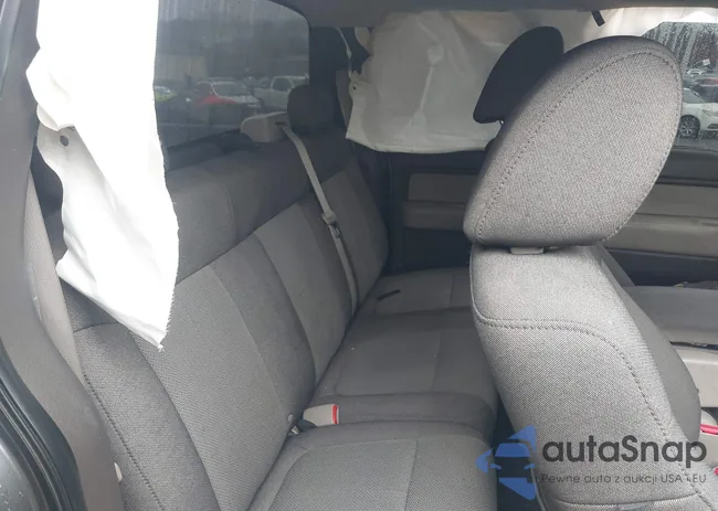 1FTRX14W89FA97420: 44541661