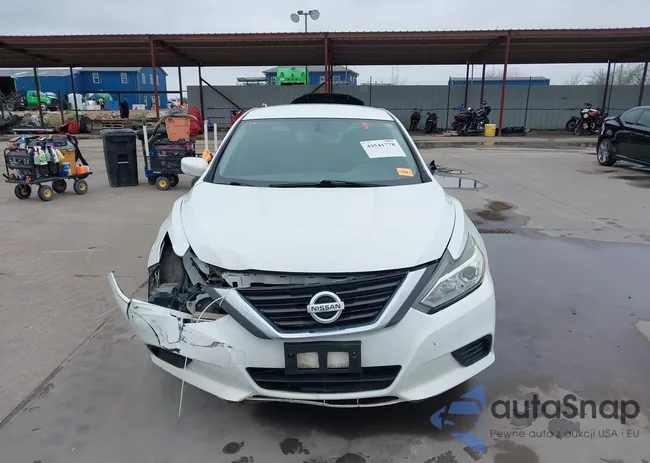 1N4AL3AP6HN311736: 44541778