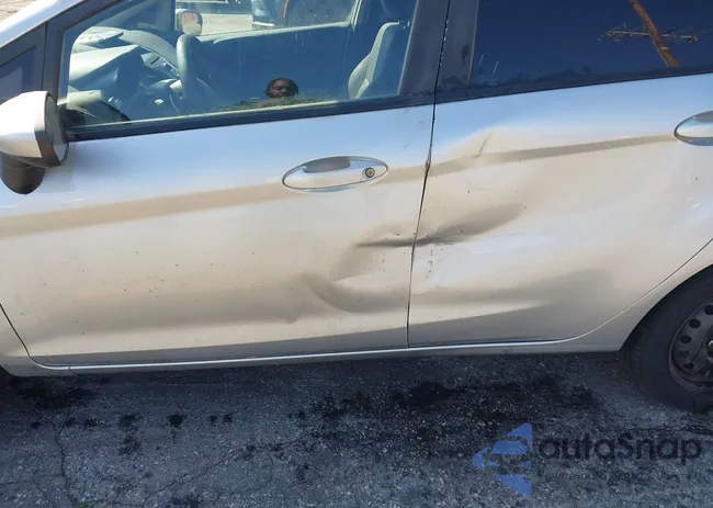 3FADP4AJ5FM123896: 44541781