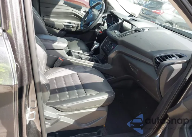 1FMCU9HD1JUC56313: 44541785