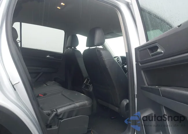 1V2LR2CA6JC548330: 44541841