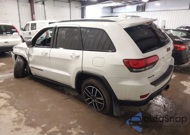 1C4RJFLG2MC536260: 44541982