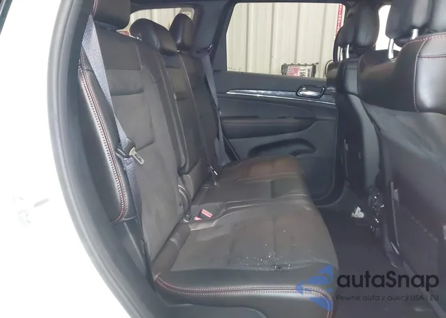 1C4RJFLG2MC536260: 44541982