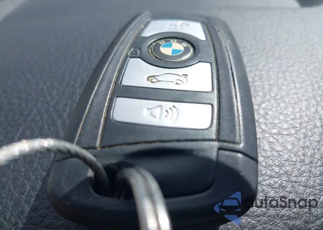 WBAFR7C5XCC808811: 44541986