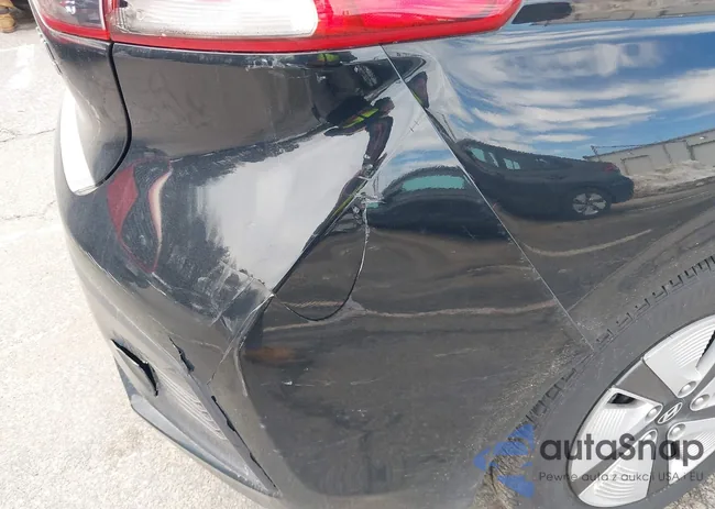 KMHC65LC3LU220160: 44542035