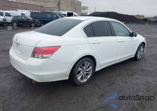 1HGCP2F39AA046087: 44541231