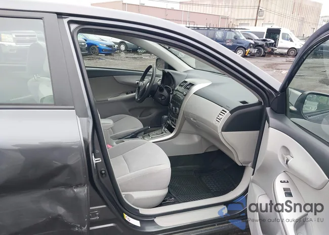 JTDBU4EE2BJ100218: 44541356