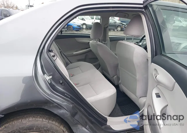 JTDBU4EE2BJ100218: 44541356