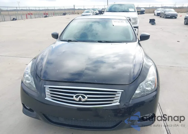 JN1CV6EK9DM923834: 44541482