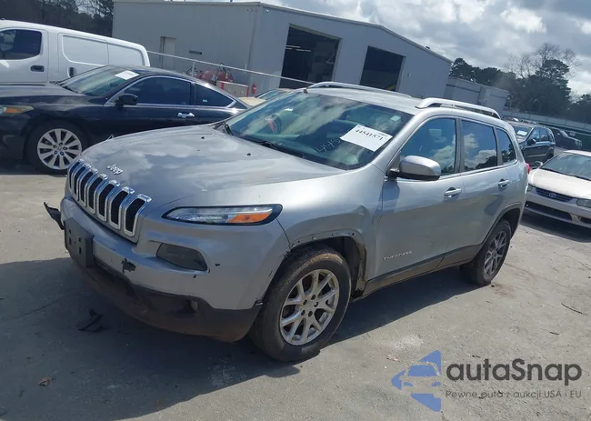 1C4PJLCB0FW669143: 44541571