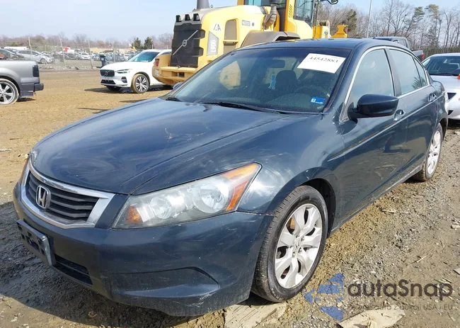 1HGCP26789A064448: 44542883