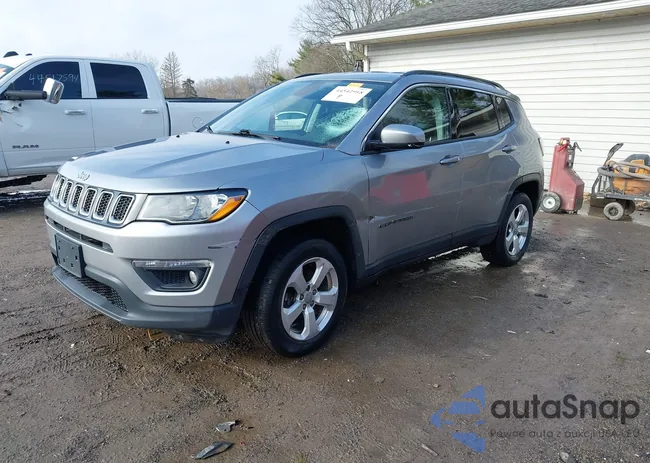 3C4NJDBB5JT185613: 44542918