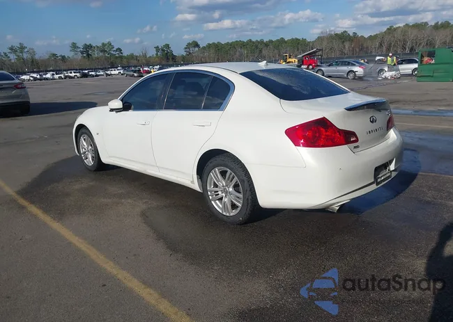 JN1CV6AR2FM521837: 44542948