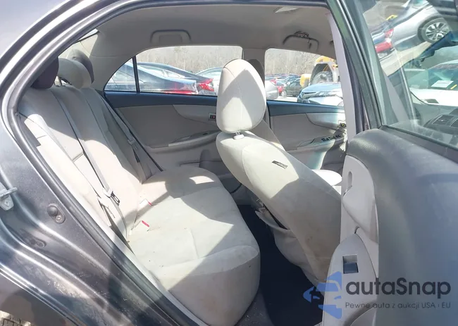 2T1BU4EE8DC921547: 44542964