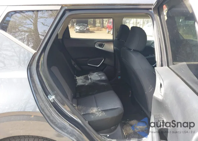 KNDJ23AU0M7767832: 44542479