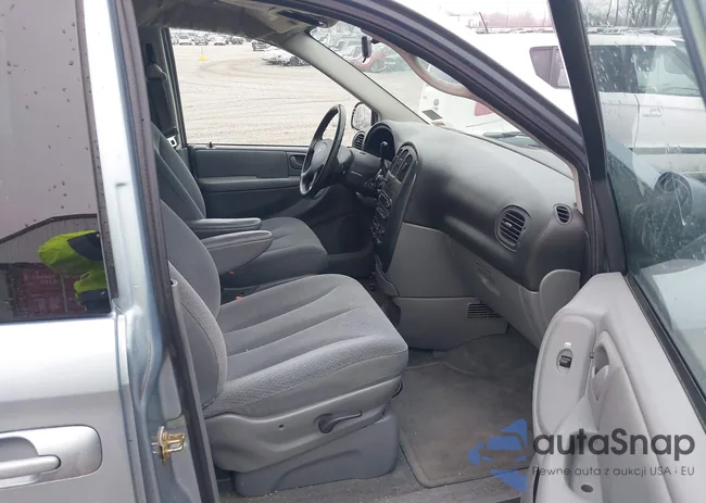 2D4GP44L75R465607: 44542561