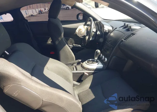 JN1BZ34E98M751207: 44543685