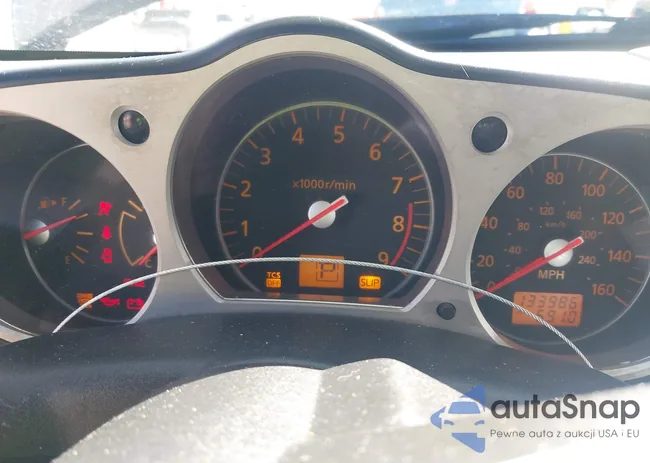 JN1BZ34E98M751207: 44543685