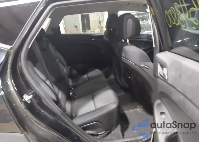 KM8J3CA22HU352736: 44543800