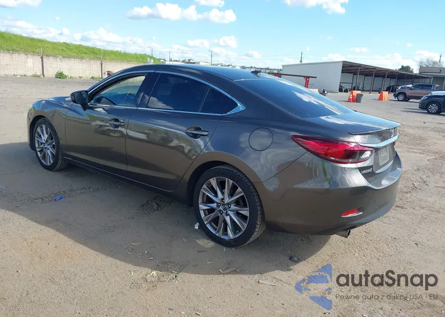 JM1GJ1W51G1430449: 44543820