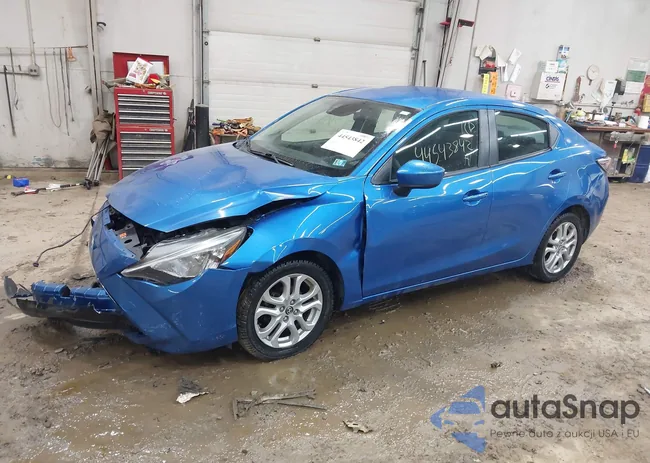 3MYDLBZV3GY128124: 44543842