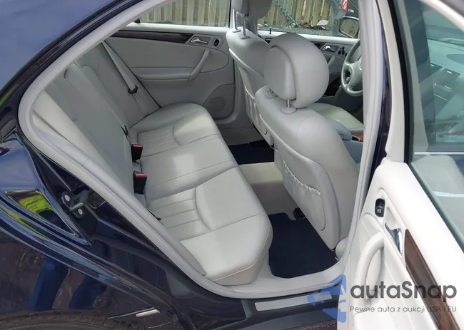 WDBRF92H56F775850: 44543879