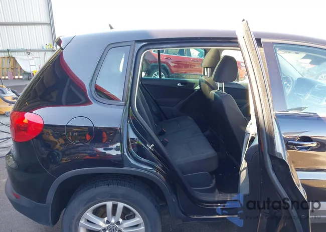 WVGAV7AX1DW528395: 44544019