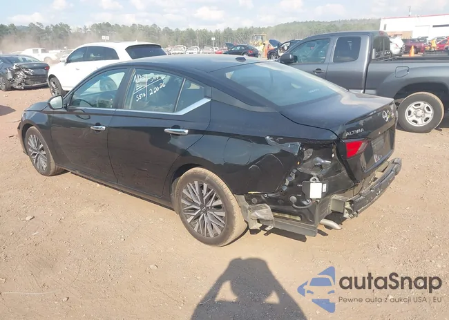 1N4BL4DV2SN376756: 44544024