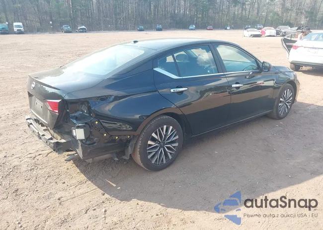 1N4BL4DV2SN376756: 44544024