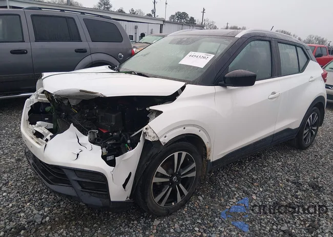 3N1CP5CVXLL526515: 44543202